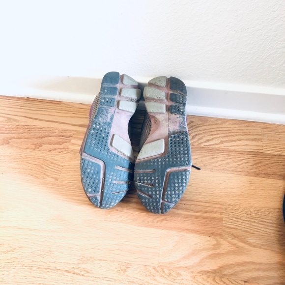 PUMA running shoes 39/8.5 - Picture 4 of 8